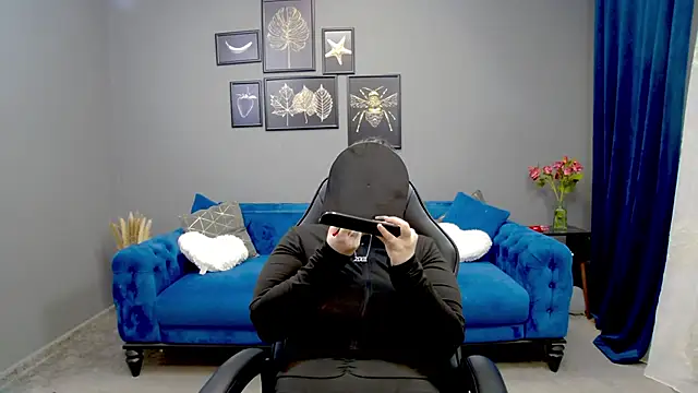 Snapshot of Katewalker_ chatting on 03-05-25, 06:12 Katewalker online show from 03-05-25, 06:12