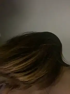 Snapshot of martina_contreras chatting on 10-15-25, 03:05 martina contreras online show from 10-15-25, 03:05