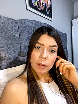 martina contreras online show from 12-01-25, 03:07
