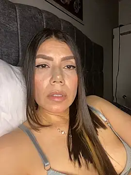 martina contreras online show from 04-14-26, 05:12