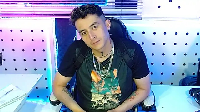 Darko0717 online show from 11-14-25, 10:02