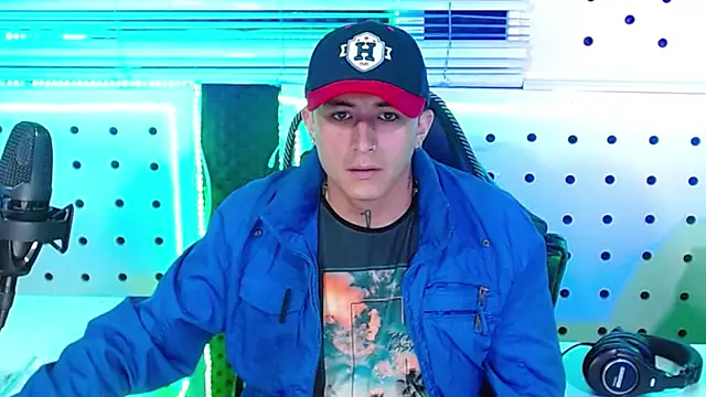 Darko0717 online show from 11-25-25, 01:55