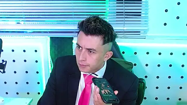 Darko0717 online show from 12-17-25, 12:54