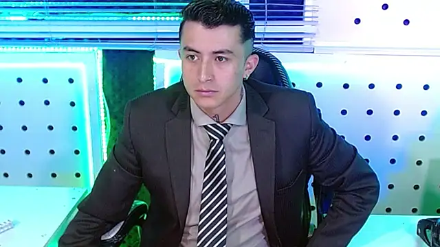 Darko0717 online show from 11-15-25, 01:59