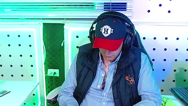 Darko0717 online show from 11-23-25, 01:15