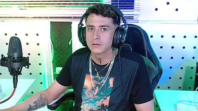 Darko0717 online show from 11-21-25, 11:37