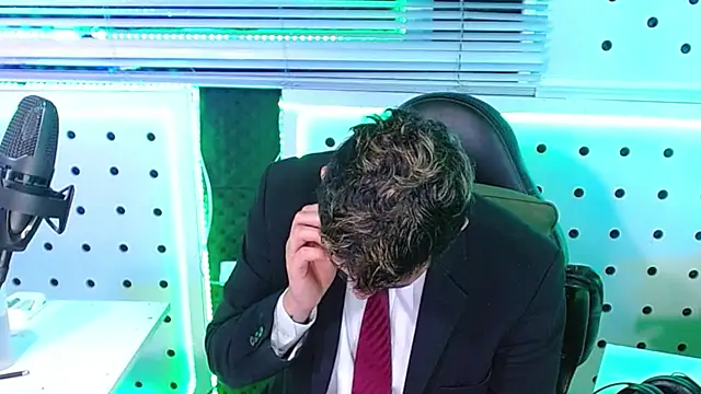 Darko0717 online show from 12-18-25, 03:05