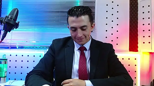 Snapshot of Darko0717 chatting on 04-01-26, 04:04 Darko0717 online show from 04-01-26, 04:04