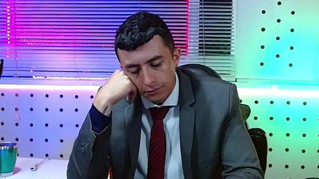 Snapshot of Darko0717 chatting on 03-10-26, 12:31 Darko0717 online show from 03-10-26, 12:31