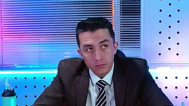 Snapshot of Darko0717 chatting on 05-17-26, 01:55 Darko0717 online show from 05-17-26, 01:55