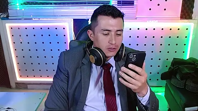 Snapshot of Darko0717 chatting on 02-17-26, 03:31 Darko0717 online show from 02-17-26, 03:31