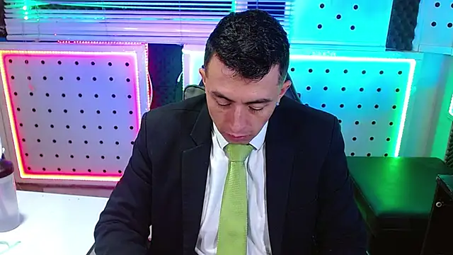 Snapshot of Darko0717 chatting on 02-21-26, 12:18 Darko0717 online show from 02-21-26, 12:18