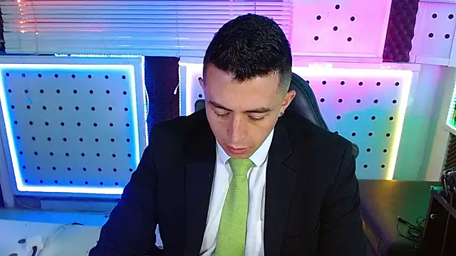 Snapshot of Darko0717 chatting on 02-07-26, 11:51 Darko0717 online show from 02-07-26, 11:51