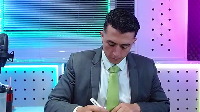 Snapshot of Darko0717 chatting on 05-03-26, 12:42 Darko0717 online show from 05-03-26, 12:42