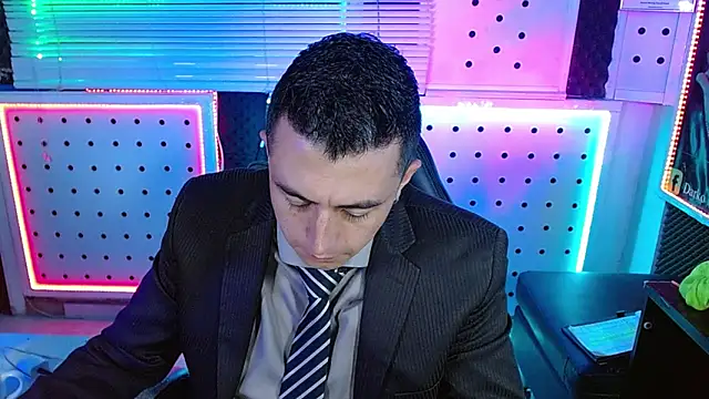 Snapshot of Darko0717 chatting on 02-12-26, 02:17 Darko0717 online show from 02-12-26, 02:17