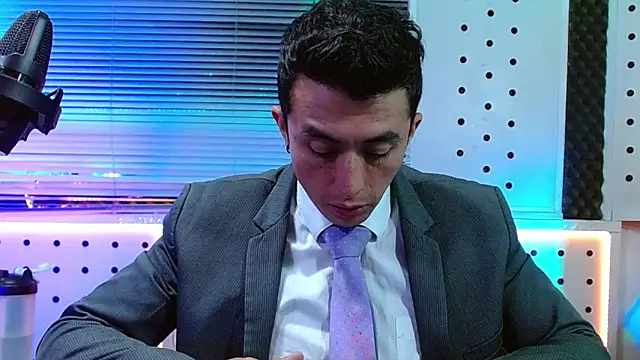 Snapshot of Darko0717 chatting on 04-08-26, 01:12 Darko0717 online show from 04-08-26, 01:12