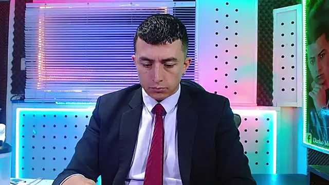 Snapshot of Darko0717 chatting on 02-25-26, 01:55 Darko0717 online show from 02-25-26, 01:55