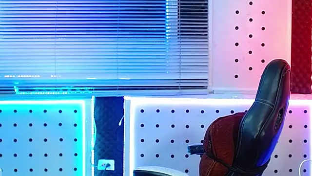 Snapshot of Darko0717 chatting on 04-14-26, 09:31 Darko0717 online show from 04-14-26, 09:31