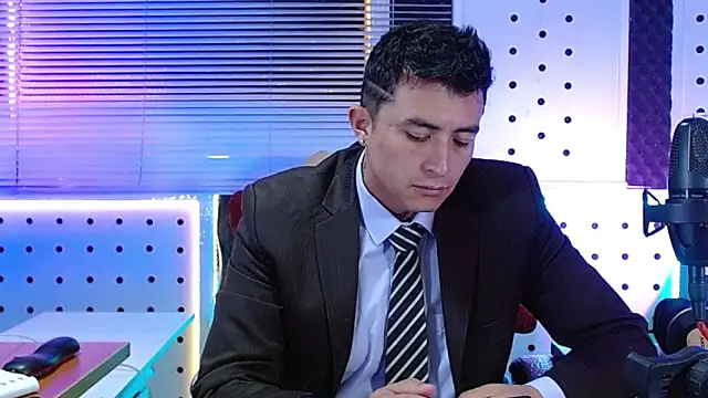 Snapshot of Darko0717 chatting on 06-02-26, 10:48 Darko0717 online show from 06-02-26, 10:48