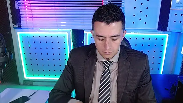 Snapshot of Darko0717 chatting on 02-13-26, 03:01 Darko0717 online show from 02-13-26, 03:01