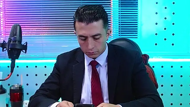 Snapshot of Darko0717 chatting on 05-11-26, 02:45 Darko0717 online show from 05-11-26, 02:45