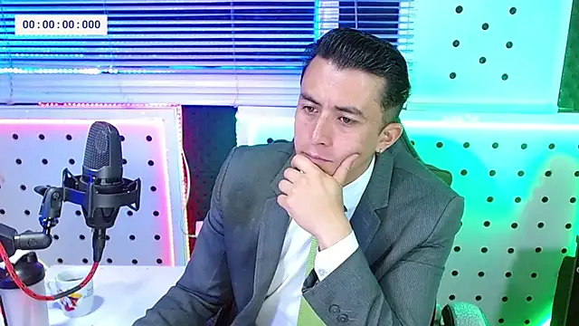 Snapshot of Darko0717 chatting on 01-16-26, 02:10 Darko0717 online show from 01-16-26, 02:10