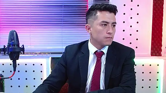 Snapshot of Darko0717 chatting on 04-15-26, 11:49 Darko0717 online show from 04-15-26, 11:49