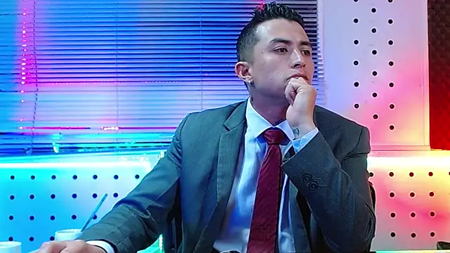 Snapshot of Darko0717 chatting on 03-21-26, 04:55 Darko0717 online show from 03-21-26, 04:55