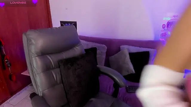 Cata green online show from 02-10-26, 07:57