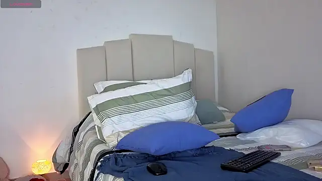 anahii 01 online show from 04-16-26, 02:23