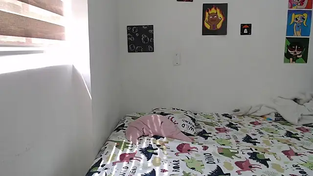 MommyMiaWs online show from 10-23-25, 03:21