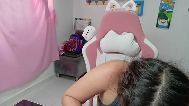 MommyMiaWs online show from 02-02-26, 04:28