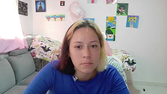 Snapshot of MommyMiaWs chatting on 04-22-26, 03:52 MommyMiaWs online show from 04-22-26, 03:52