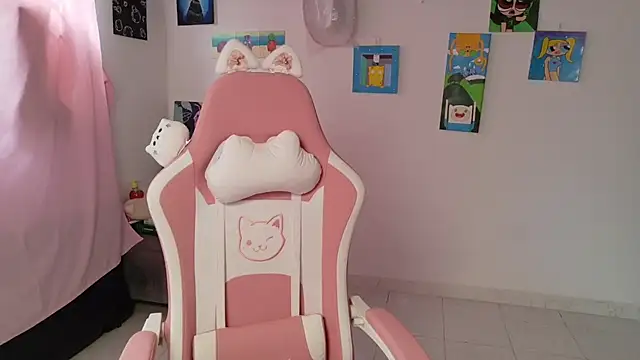 MommyMiaWs online show from 02-10-26, 03:44