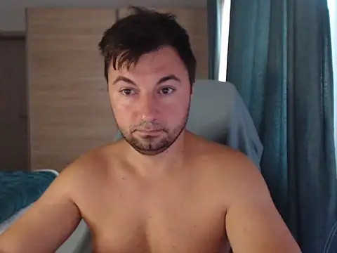 Snapshot of HankMalone chatting on 07-16-26, 03:25 HankMalone online show from 07-16-26, 03:25