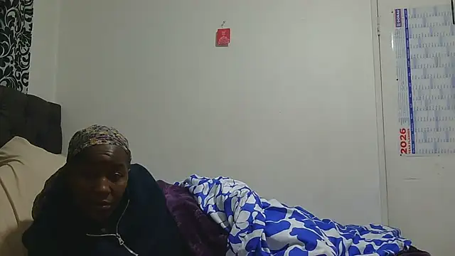 sluttylaura21 online show from 06-04-26, 05:06