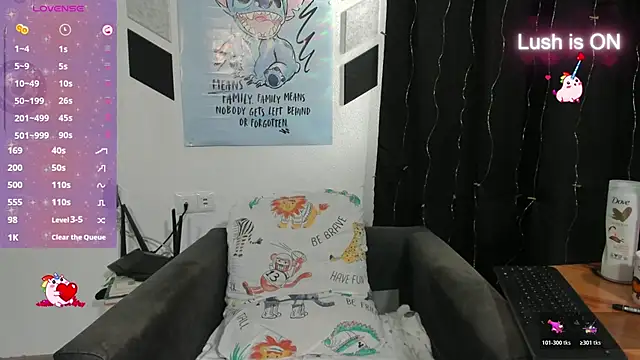 Snapshot of alexysgray chatting on 11-07-25, 03:27 alexysgray online show from 11-07-25, 03:27