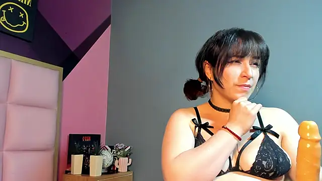 Snapshot of samanthaanderson_ chatting on 01-29-25, 01:16 samanthaanderson  online show from 01-29-25, 01:16