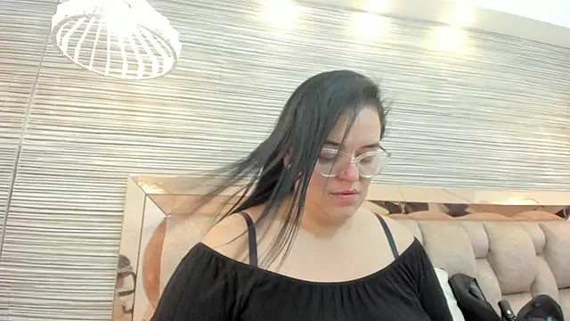 anette cooper online show from 11-15-25, 03:21