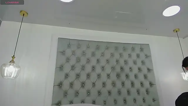 anette cooper online show from 10-04-25, 03:41