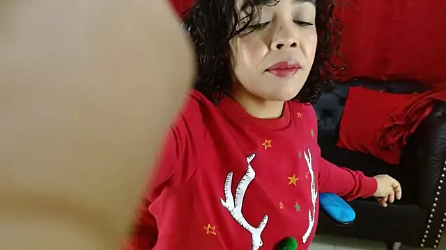 Abril Beltran  online show from 12-03-25, 10:42