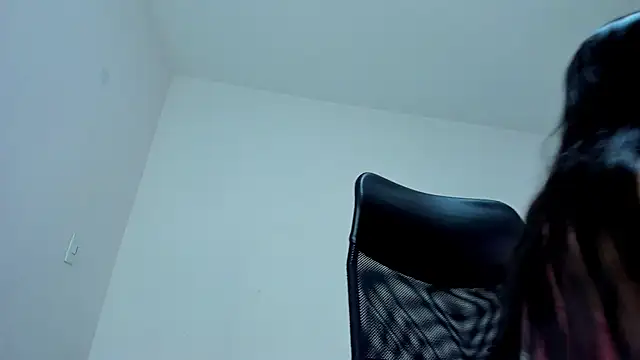 monica little23 online show from 07-17-26, 06:49