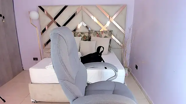 kylie reyes online show from 04-13-26, 07:18