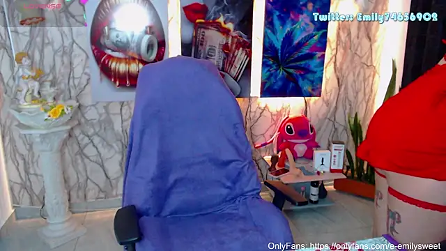 EmiTranny online show from 02-11-26, 12:43