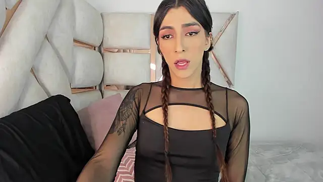 Snapshot of Camila_rehabx chatting on 09-20-25, 08:08 Camila rehabx online show from 09-20-25, 08:08