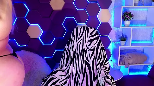 DjennaPalme online show from 12-05-24, 02:04