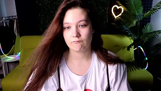 DjennaPalme online show from 01-22-25, 08:07