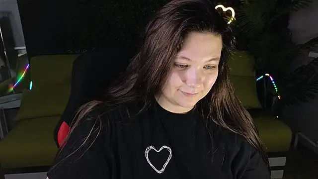 DjennaPalme online show from 12-30-24, 11:26