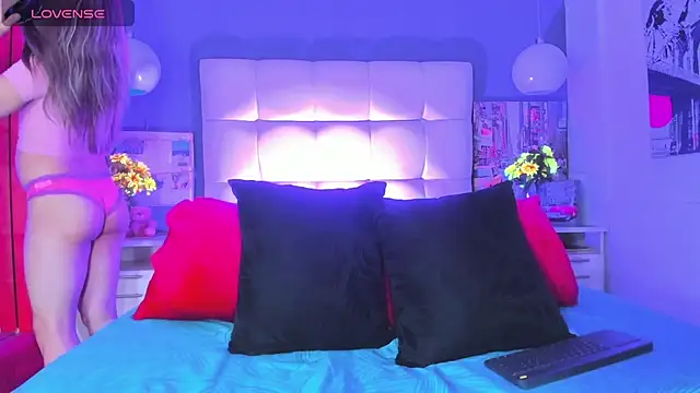 cinthya walker1 online show from 02-10-26, 12:04