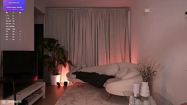 anniehillofficial online show from 01-28-25, 11:17